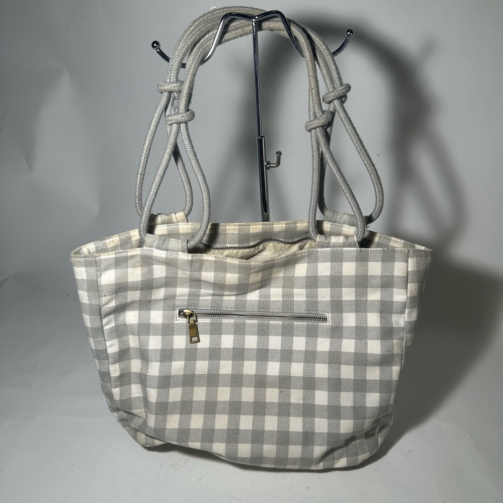 Gray Checkered Tote With Structured Design - image 6